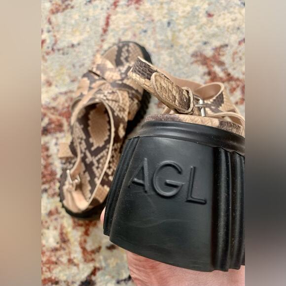 AGL Violante Flatform Sandal - Picture 3 of 9